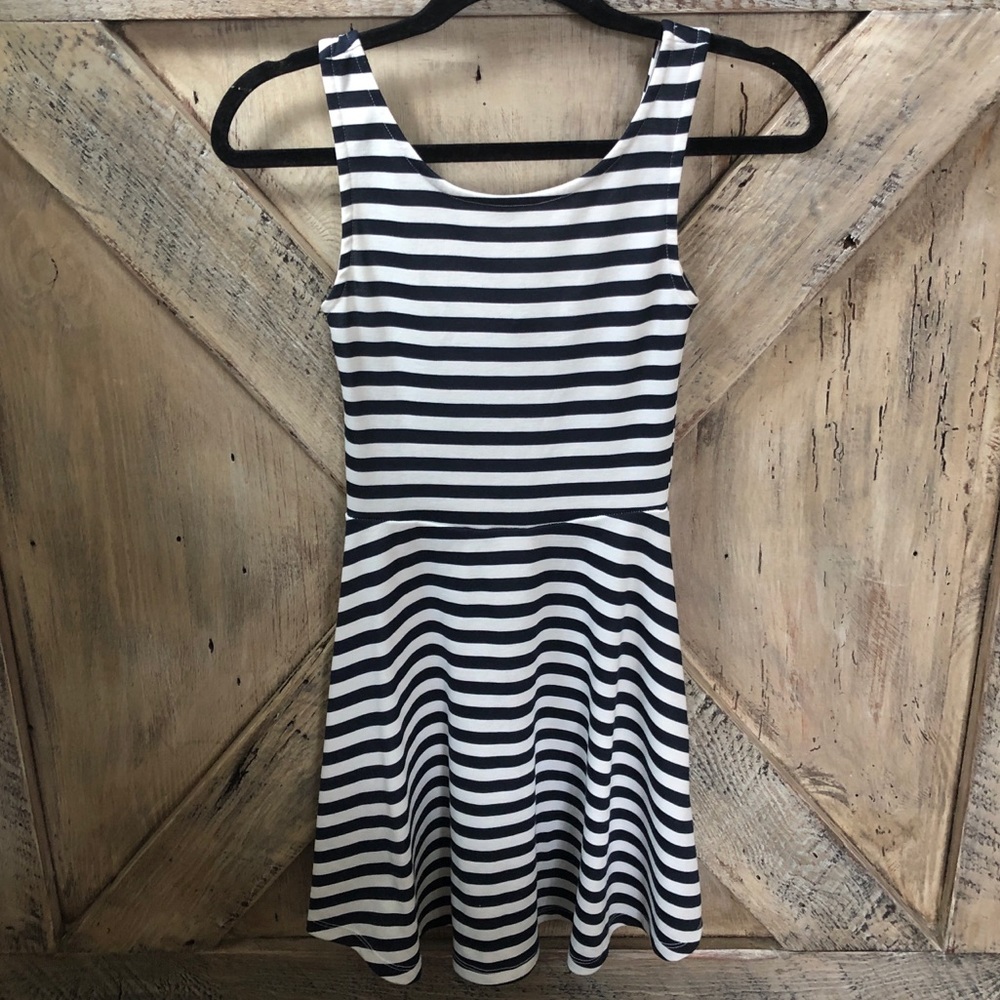 Navy H&M sundress